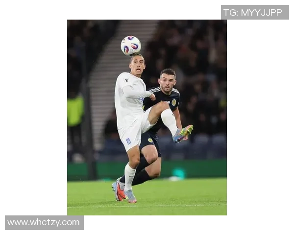 全球足球明星最新排名及精彩瞬间全景展示 全球足球明星最新排名及精彩瞬间全景展示