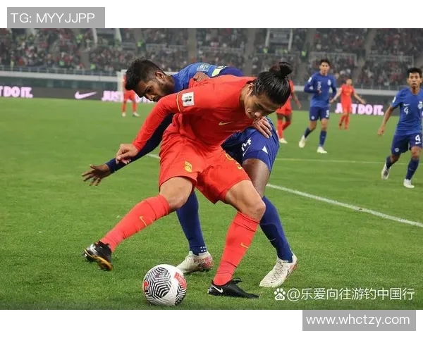 手术后的足球明星重返赛场的励志故事与不屈精神