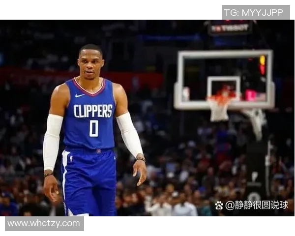 拉塞尔威斯布鲁克的篮球传奇与职业生涯的辉煌成就解析 拉塞尔威斯布鲁克的篮球传奇与职业生涯的辉煌成就解析